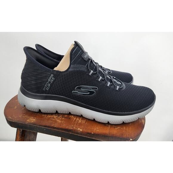 New NWOB Men's Skechers Slip Ins Air Cooled Memory Foam Black Sneakers Size 9 - Picture 2 of 7